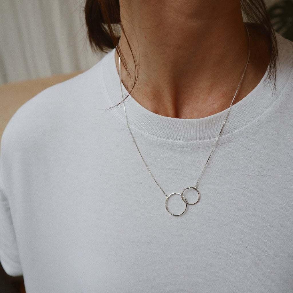 elska infinity necklace lines & current